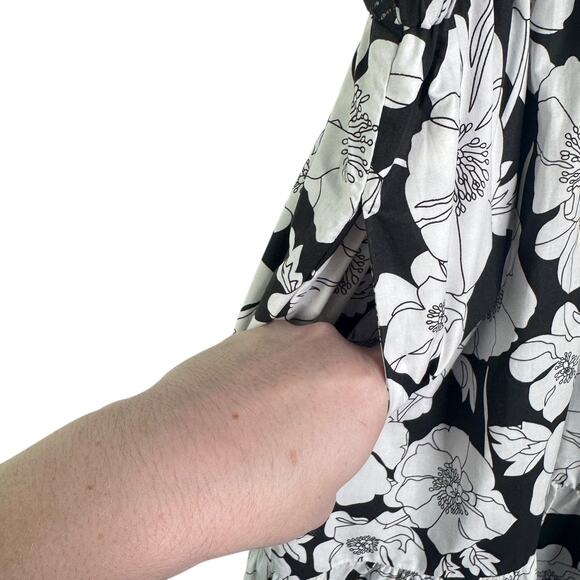 Hyacinth House Tuckernuck Maureen One Shoulder Black & White Maxi Dress Large - Picture 5 of 16